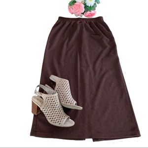 COMFY Weekender skirt SZ M